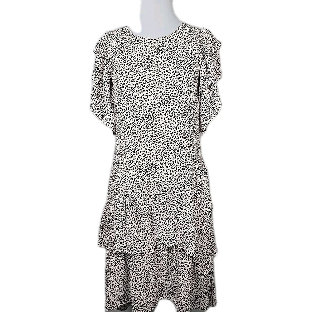 Who What Wear Apricot Animal Print Chiffon Flutter Sleeve Tiered Dress Medium M